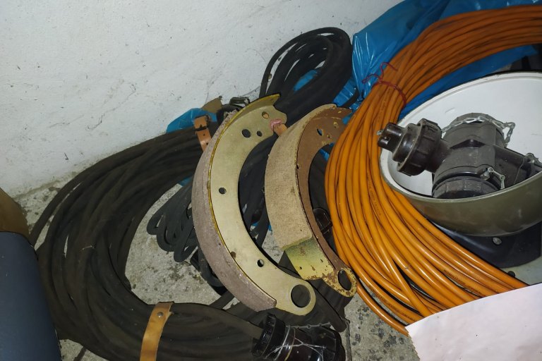 Náhradní díly Volha GAZ 24 - foto č. 2