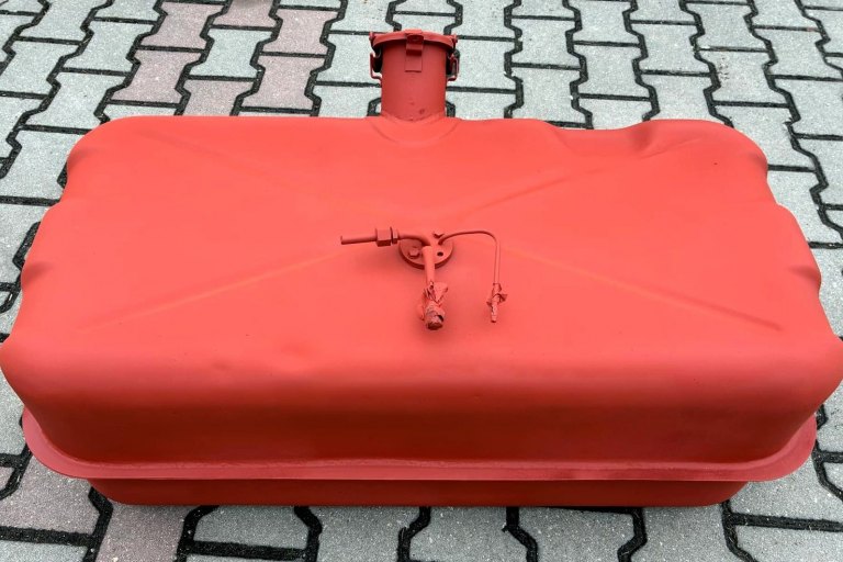 Nádrž Praga V3S - antikorozní nátěr - foto č. 13