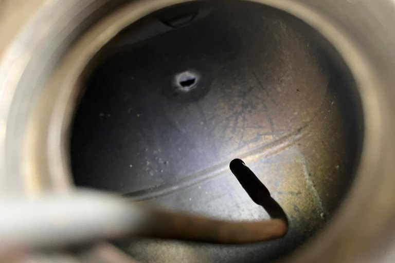 nádrž Jawa Minor r.v.1939 - kontrola stavu endoskopem po vyčištění - foto č. 6